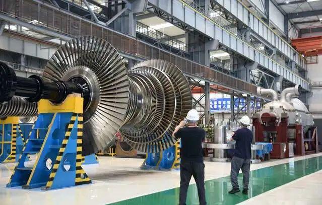 全國經(jīng)濟(jì)媒體走進(jìn)東方汽輪機(jī)見證工業(yè)奮進(jìn)之力